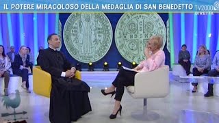 La storia della medaglia di San Benedetto [upl. by Htebazie366]