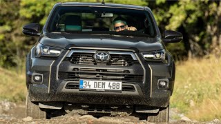 2021 Toyota Hilux Rangetopping Invincible 4x4 OffRoad [upl. by Adrianna146]