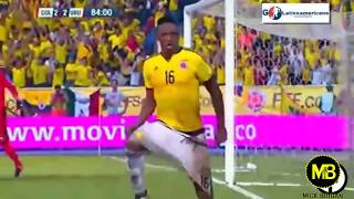 Yerry Mina amp Cuadrado Bailando Selección Colombia [upl. by Malin]