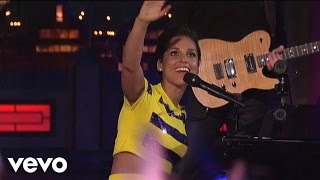 Alicia Keys  Empire State Of Mind Part II Broken Down Live on Letterman [upl. by Eitsyrc297]