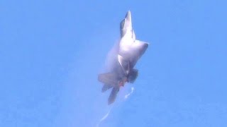 F22 Raptor Defies Gravity  Amazing Maneuvers [upl. by Grantland]