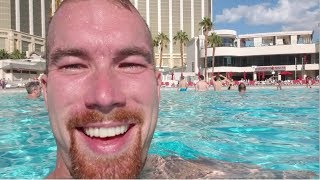 Las Vegas Hotel Swimming Pool Mandalay Bay Wave Pool [upl. by Ardet]