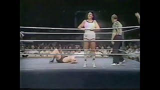 The Fabulous Moolah amp Beverly Shade vs Kandi Malloy amp Peggy Lee 7291980 [upl. by Grubb]