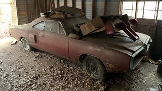 17 classic cars abandoned and recovered [upl. by Acnaiv]