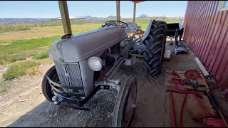 Ford 2N 9N  Installing New Points and Condenser on a FrontMount Distributor [upl. by Awram385]