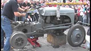 How to Rebuild Assemble a Ferguson TE20 Tractor fergyfergie in under 10 Minutes [upl. by Euqilegna]