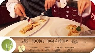 Russische Küche Wareniki Tschebureki Pelmeni und Bortschtsch I Foodle  Food amp Recipe [upl. by Ravid]