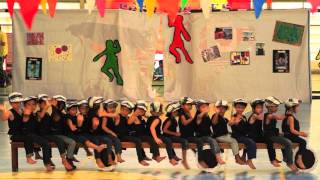 Clip spectacle maternelle 2015 [upl. by Lavern]