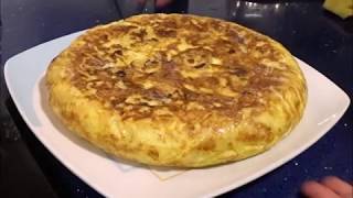 TORTILLA ESPAÑOLA  SPANISCHES OMELETT [upl. by Nivloc]