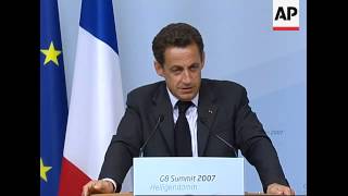 NEW French President Sarkozy gives presser photo op with Putin [upl. by Enala114]