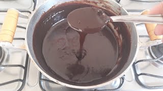 Cobertura de chocolate com leite condensado pra bolos [upl. by Humfrid498]