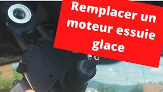 🚗🚙🚔🚑🚍remplacer un moteur essuie glace arrière replace a rear wiper motor [upl. by Eversole297]