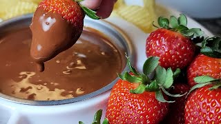 CHOCOLATE FONDUE  Easy Chocolate Fondue Recipe  Simply Mamá Cooks [upl. by Jody]