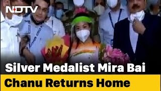 Tokyo Olympics Silver Medallist Mirabai Chanu Comes Home To Big Welcome [upl. by Lled]