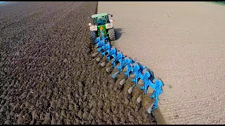 Ploughing w John Deere 8360R amp 9 furrow Lemken Diamant 12  ERF BV  Pflügen [upl. by Claudette303]