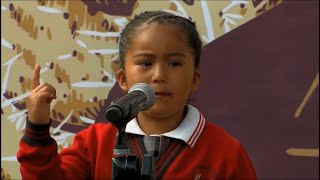 Increíble Niña Recita una poesía que nos hizo llorar [upl. by Lyall]