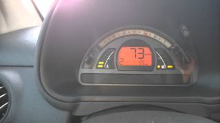 Citroen C2 16i 16V VTR SensoDrive 0100 acceleration [upl. by Davon]