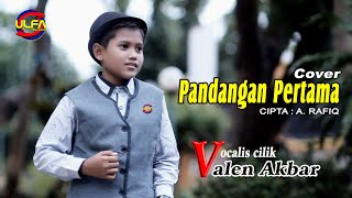 PANDANGAN PERTAMA quot Cover quot Valen akbar [upl. by Darmit]