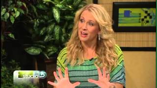 Successful Coparenting After Divorce Julie Hanks LCSW on KSL TVs Studio 5 [upl. by Sitrik2]